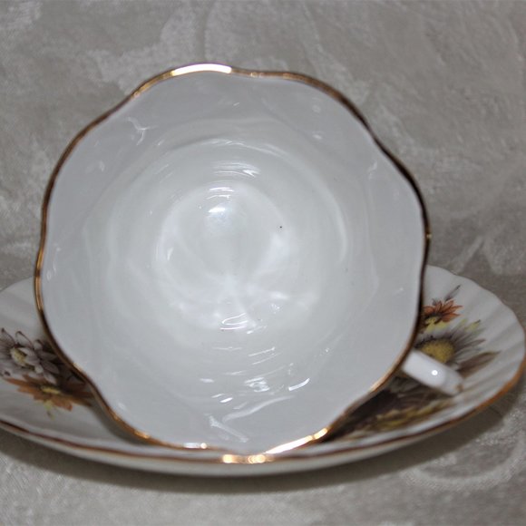 Vintage Royal Minster Cup & Saucer with Yellow and White Floral w/Gold Trim - Picture 7 of 15